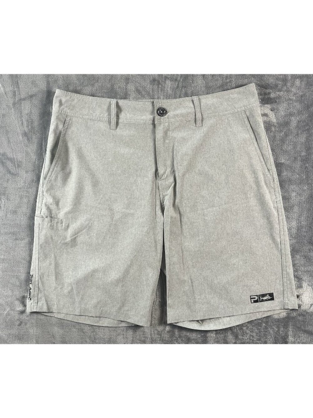 Pelagic Deep Sea Hybrid Shorts Mens 36 Gray Performance Fishing Stretch